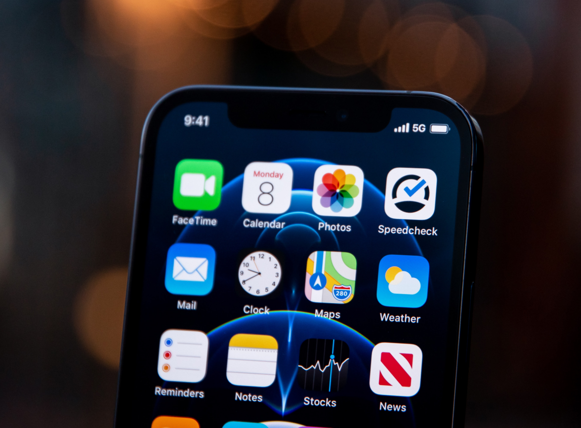 仁布苹果手机维修分享为什么 iPhone 12 在冬季会自动关机 