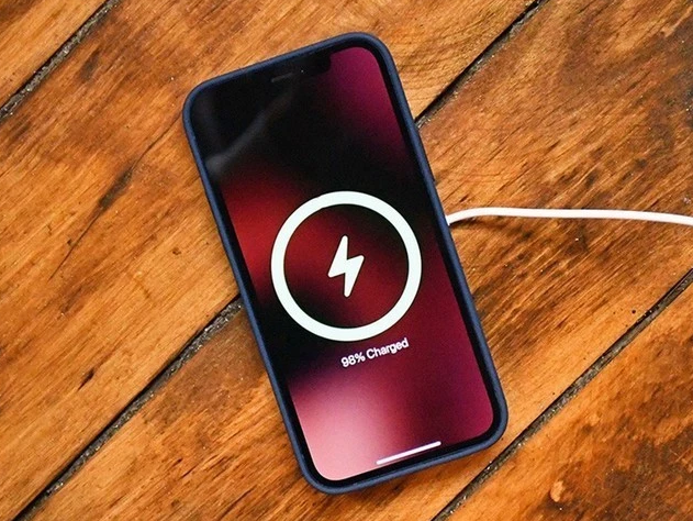 仁布苹果手机维修分享iPhone 12可以随便充电吗 